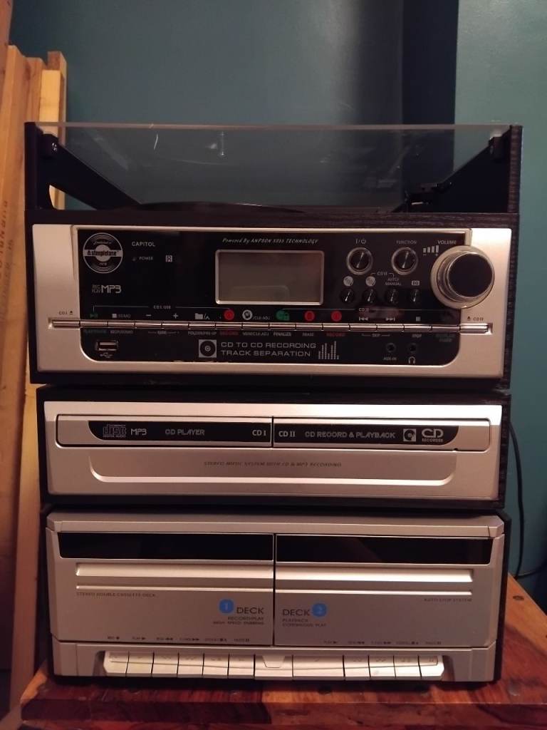 image for Full stereo system in working order - Free