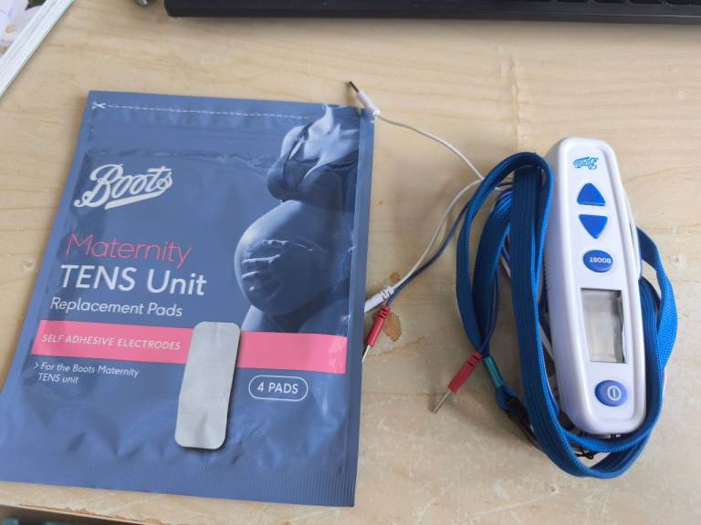 Boots maternity Tens machine with 2 sealed pads