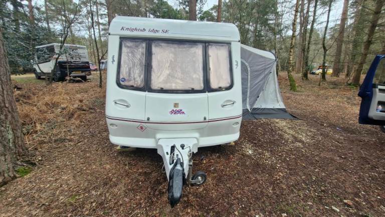 Elddis Knightsbridge 524 (2004) 4 Berth Caravan