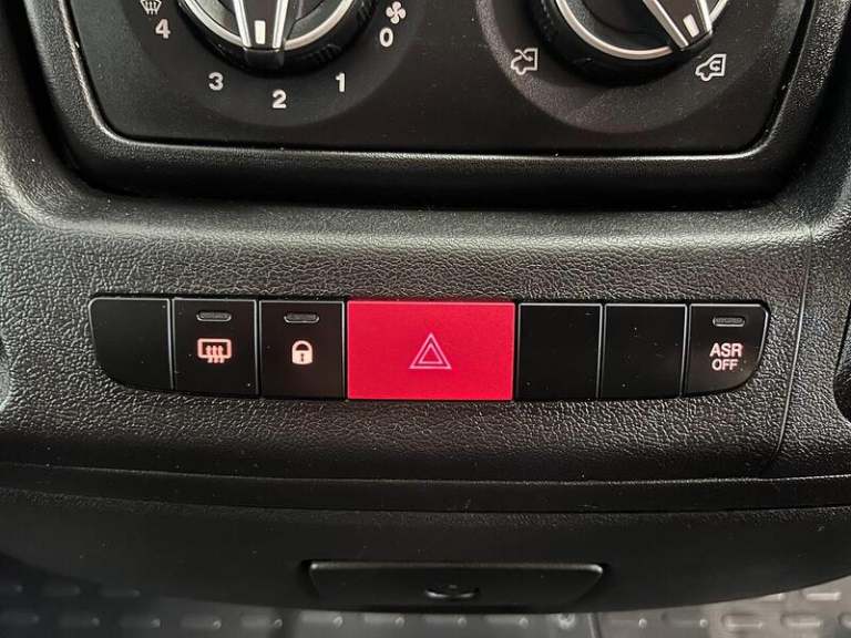 2022 Vauxhall Movano 2.2 Turbo D 140ps H2 Van Dynamic PANEL VAN DIESEL Manual