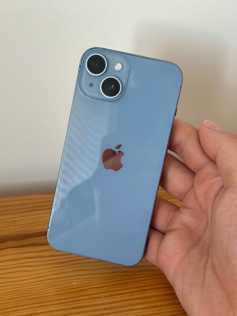 Apple iPhone 14 - 128GB - Blue (Unlocked)