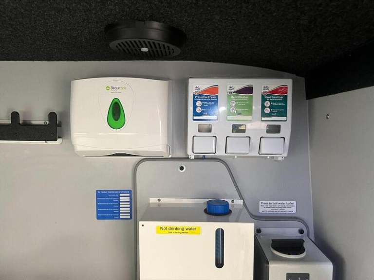 2022 Ford Transit 2.0 EcoBlue 130ps H2 Leader Van PANEL VAN DIESEL Manual