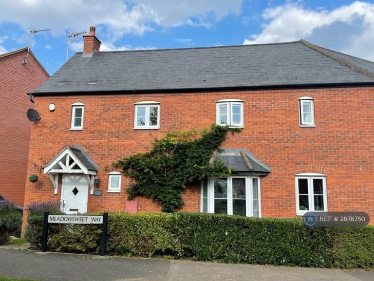 3 bedroom house in Meadowsweet Way, Banbury, OX16 (3 bed) (#2878750)