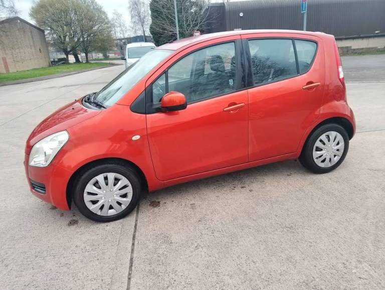 Suzuki, SPLASH, Hatchback, 2011, Manual, 996 (cc), 5 doors