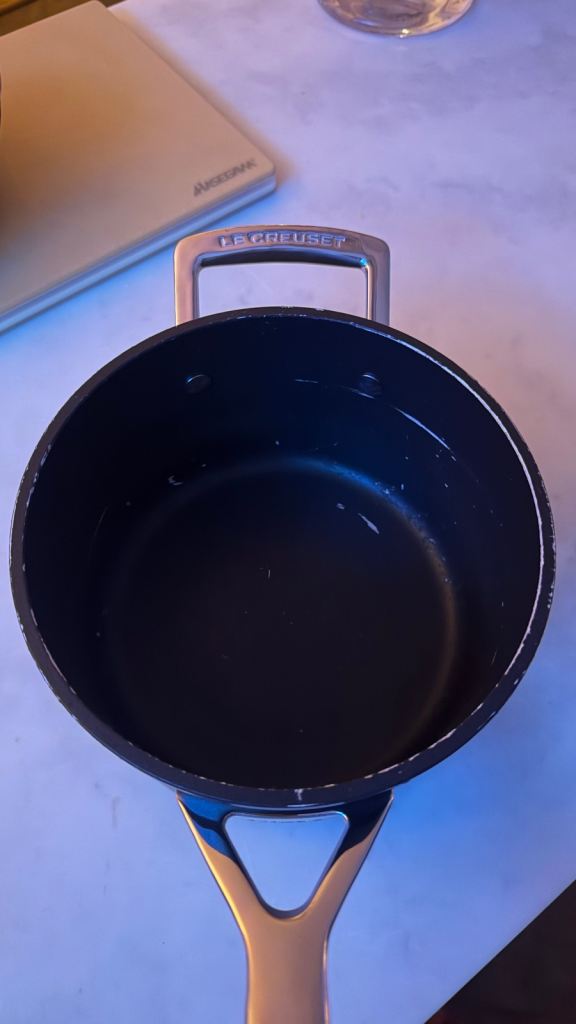 Le Creuset Toughened Non-Stick 18cm Saucepan and Lid. RRP £140