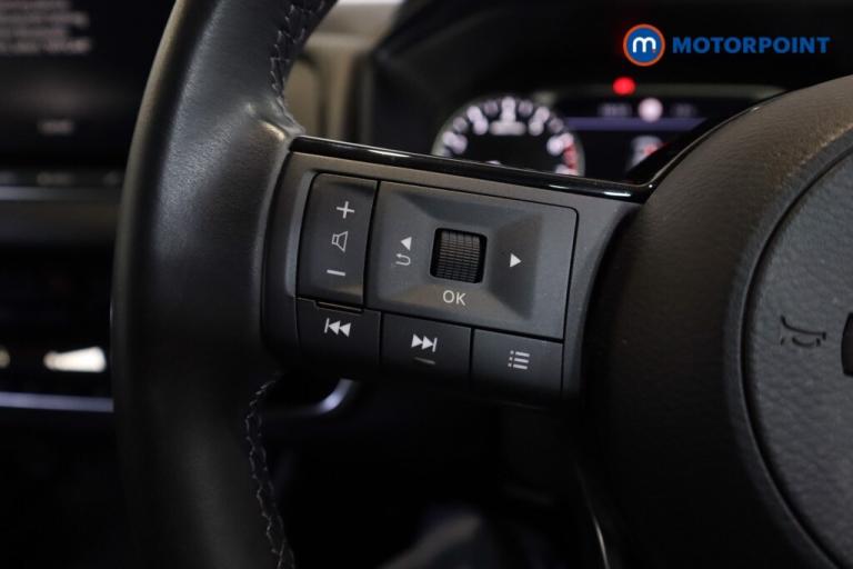 2022 Nissan Qashqai 1.3 DiG-T MH Acenta Premium 5dr SUV Petrol Manual