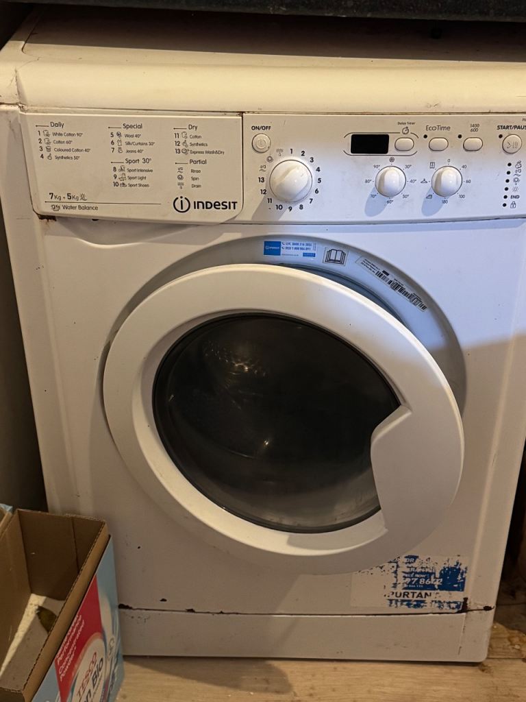 Indesit 7kg Washer Dryer – washing machine and built-in dryer | Good Working Order