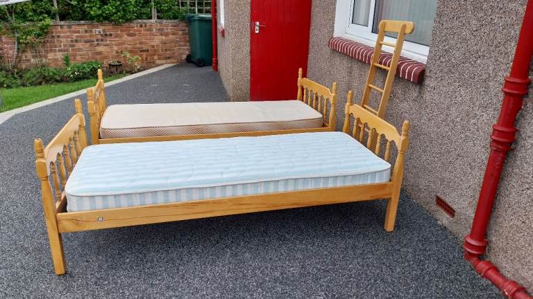 Bunk Beds 