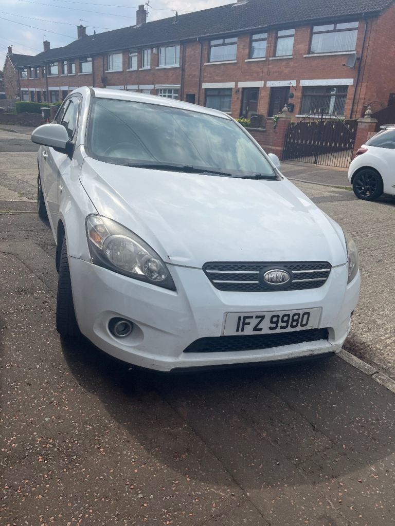 Kia, PRO CEED, Hatchback, 2009, Manual, 1396 (cc), 3 doors