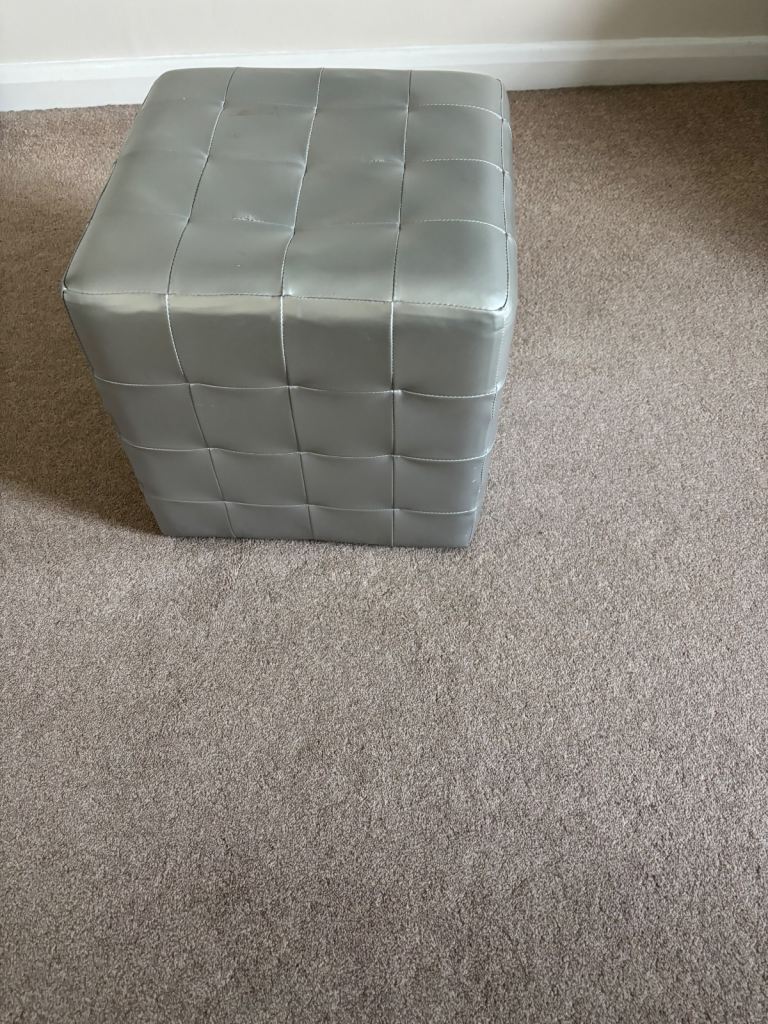 Silver seater
