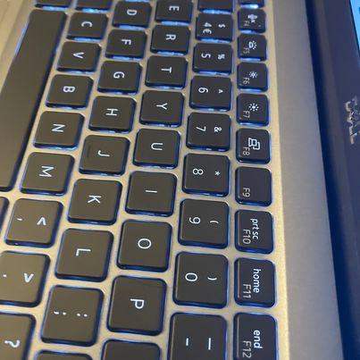 Dell Latitude 5340 laptop ( Intel i5-13th GEN, upto 4.7GHz, 16GB RAM, 256GB). Win11 Touchscreen