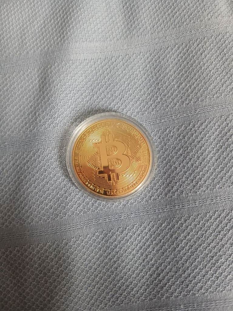 9ct gold bitcoin for sale