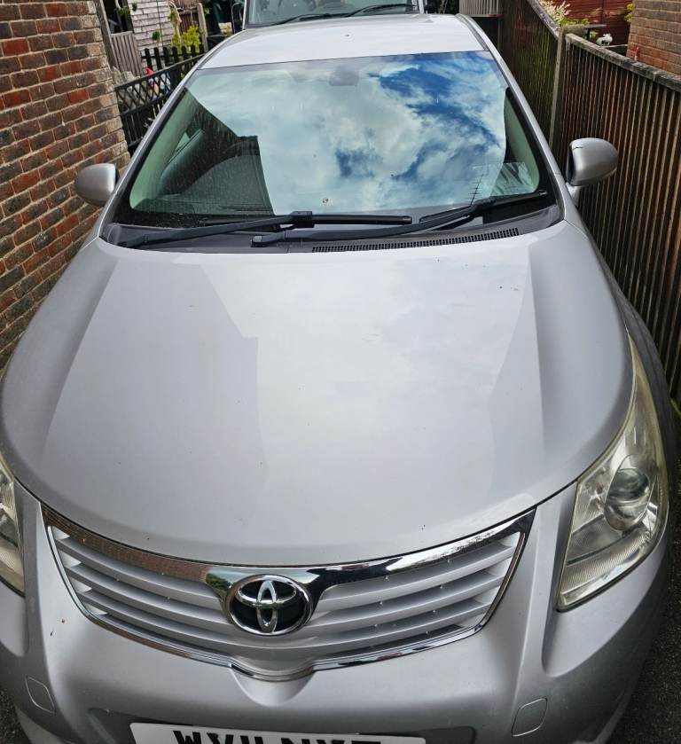 Toyota, AVENSIS, Saloon, 2011, Manual, 1998 (cc), 4 doors