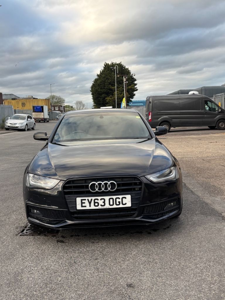 Audi, A4, Saloon, 2013, Manual, 1968 (cc), 4 doors