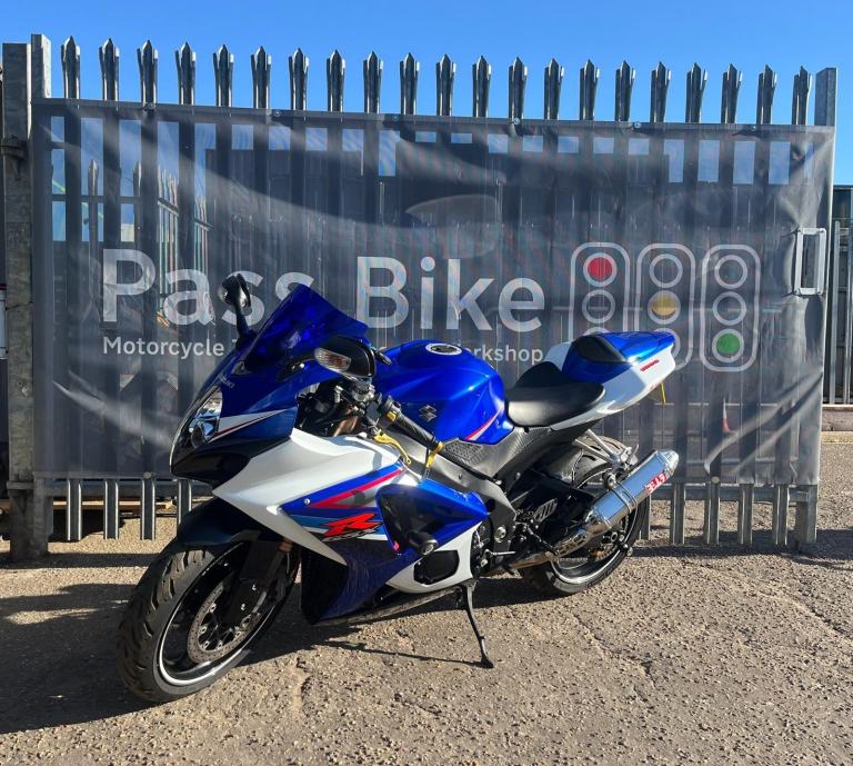 Suzuki GSXR1000 GSXR-1000 Sports Bike - Yoshimura, ASV - Lovely Bike!