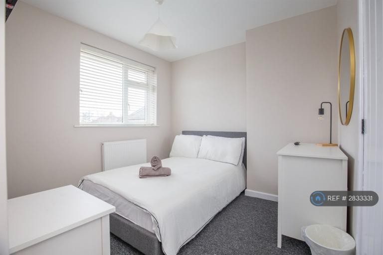 5 bedroom house in Robin Hood Road, Norwich, NR4 (5 bed) (#2833331)