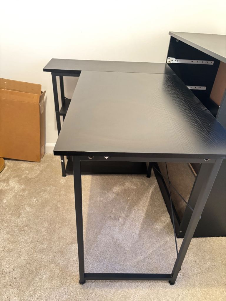Gaming/computer Table