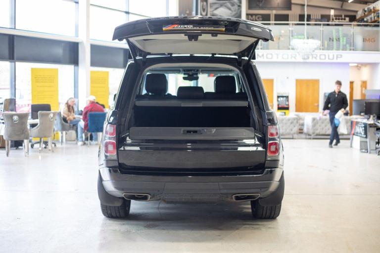 2019 Land Rover Range Rover 4.4 SDV8 Vogue 4dr Auto ESTATE DIESEL Automatic