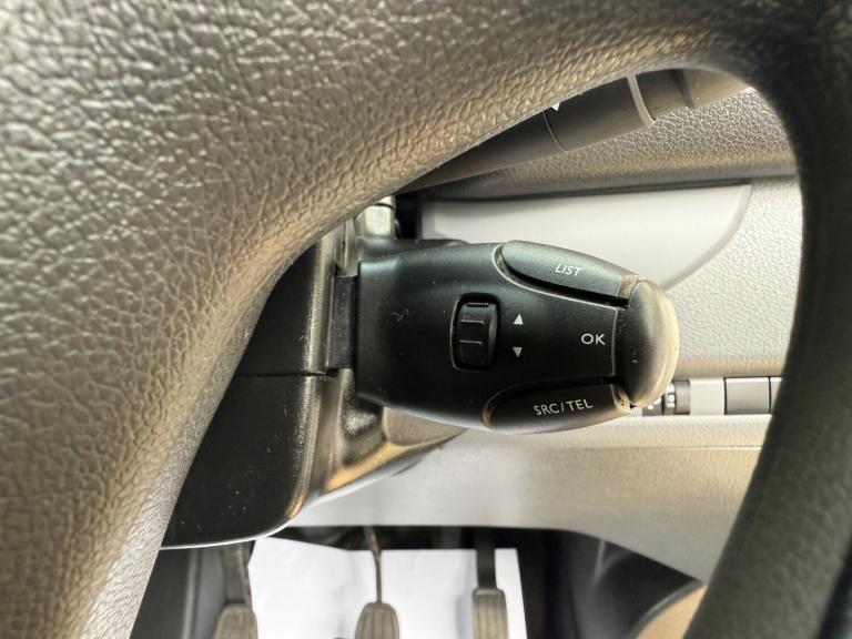 2020 Vauxhall Vivaro 2900 1.5d 100PS Dynamic H1 Van PANEL VAN DIESEL Manual