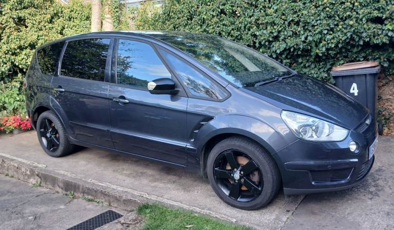 2010 Ford Smax 7-Seater non-DPF model with FSH