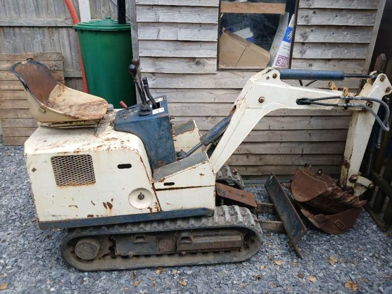 Mitsubishi micro digger mini excavator dumper tractor trailer nissan hanix kubota 