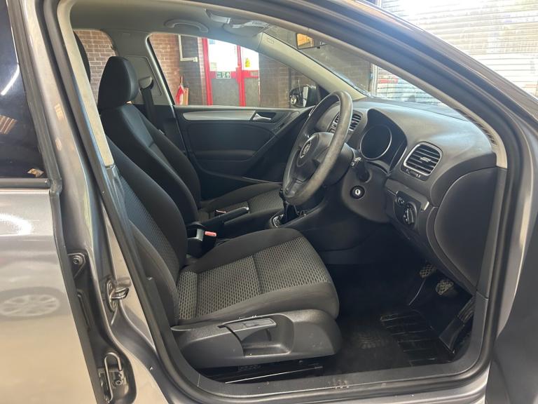 2012 Volkswagen Golf 1.6 TDi 105 S 5dr HATCHBACK Diesel Manual