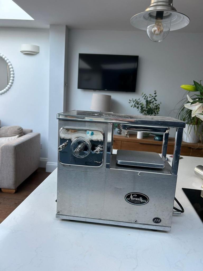 Norwalk Juicer 275 Stainless Steel Cold Press 