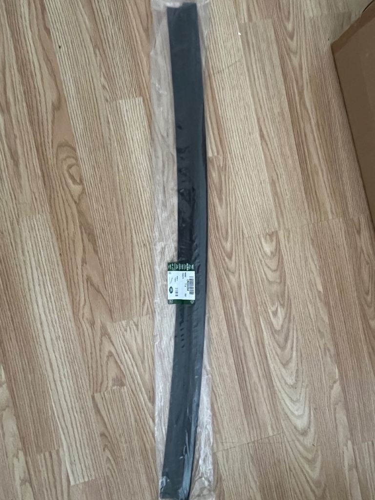 LR055354 Genuine Land Rover Defender Rear Door Lower Seal