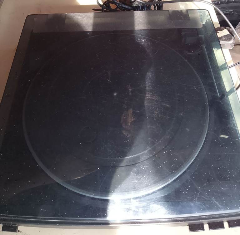 Aiwa full size record player seperate 