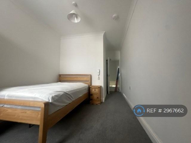 1 bedroom in Alexandra Road, Sheerness, ME12 (#2967662)