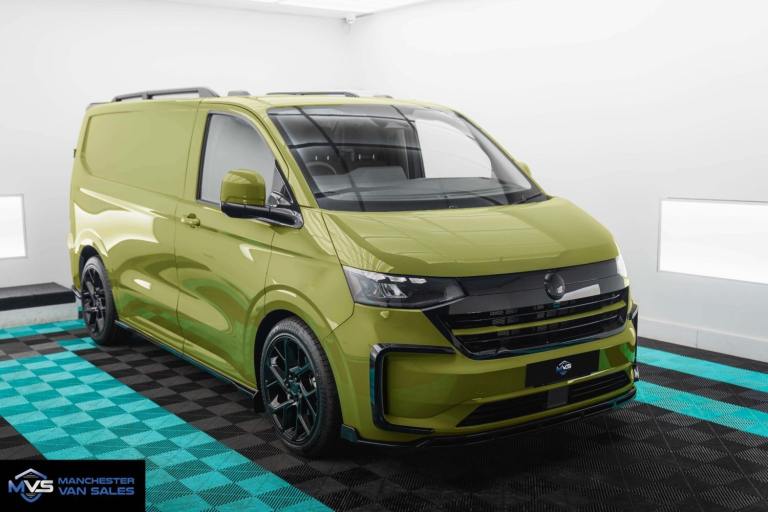 VOLKSWAGEN TRANSPORTER 2.0 SWB COMMERCE PRO MATRIX SPORT EDITION 150 AUTO 