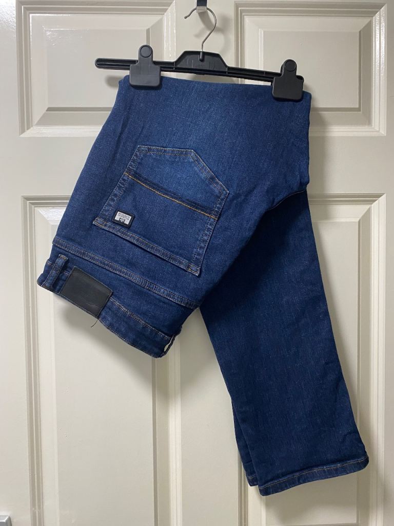 2 pairs Weekend Offender Jeans