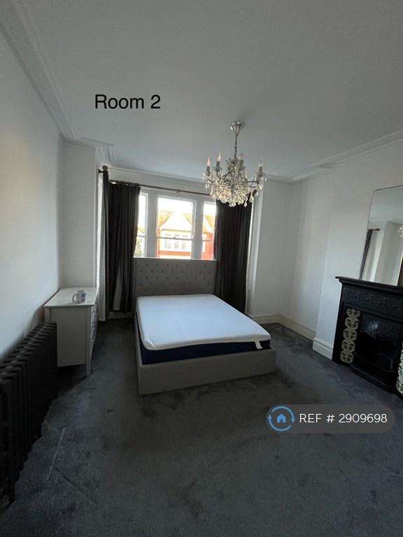 1 bedroom in Cranley Road, Westcliff-On-Sea, SS0 (#2909698)