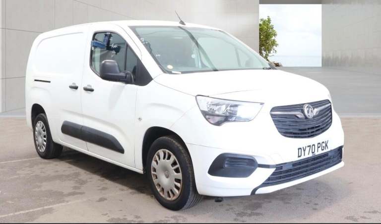 2020 Vauxhall Combo 2300 1.5 Turbo D 100ps H1 Sportive Van PANEL VAN DIESEL Manual