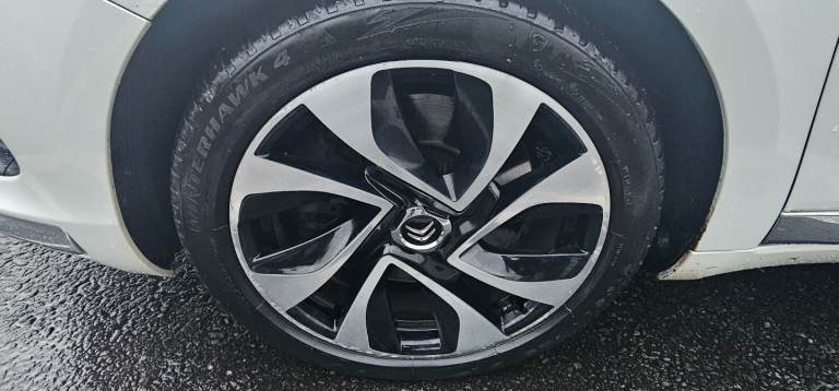 Citroen, DS5, Hatchback, 2012, Manual, 1997 (cc), 5 doors