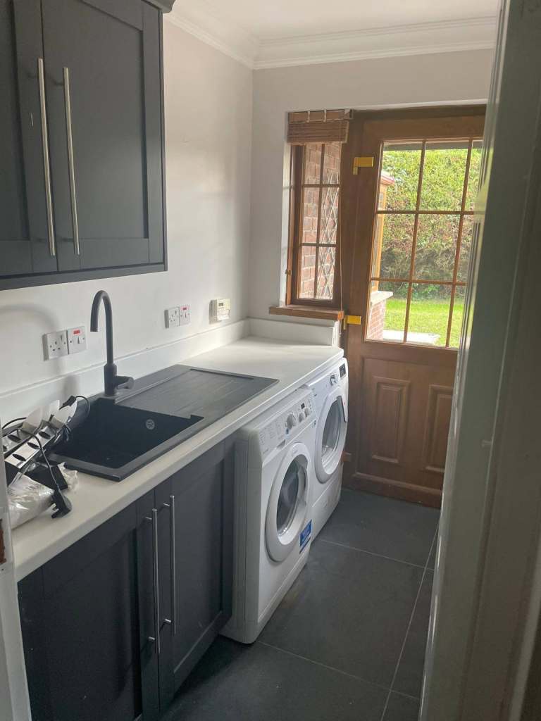 6 Bedroom Property To Rent off Buncrana Road Derry