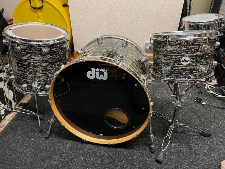 DW Collectors Series Drums with Hardcases