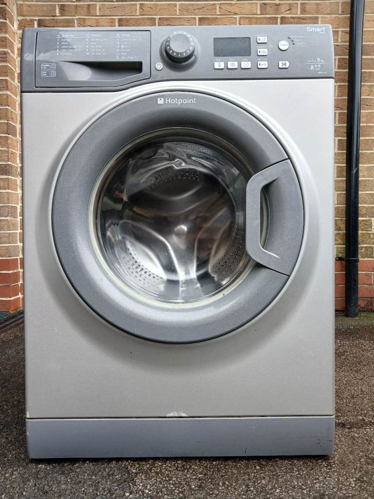 WASHING MACHINE LARGE 9 KILOGRAM DRUM CAPACITY HOTPOINT A++ ENERGY RATED CAN DELIVER £160