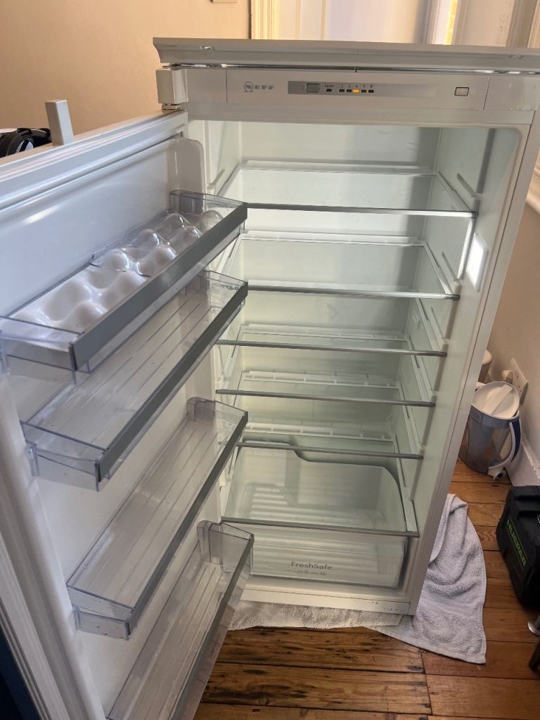 Integrated fridge built in NEFF