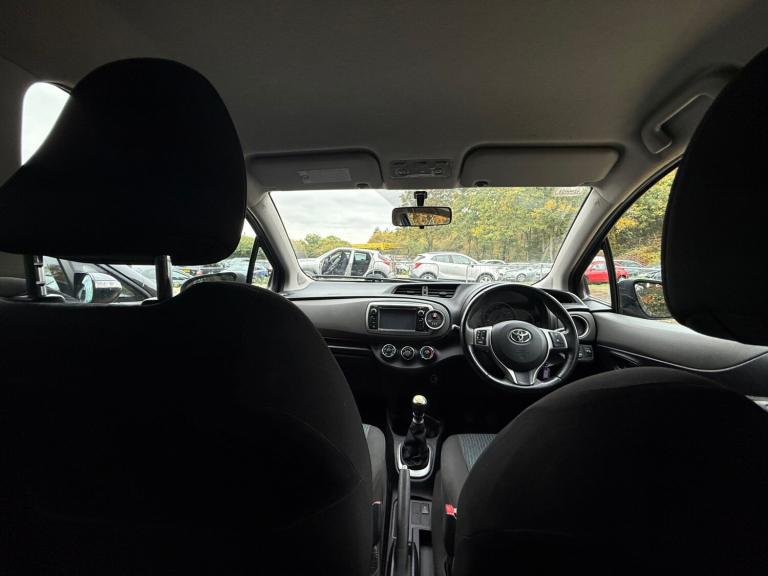 2012 Toyota Yaris 1.33 VVT-i TR 5dr HATCHBACK Petrol Manual