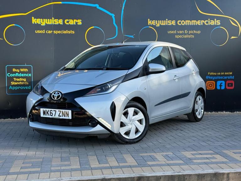 2017 Toyota AYGO 1.0 VVT-i X-Play 5dr x-shift HATCHBACK PETROL Automatic