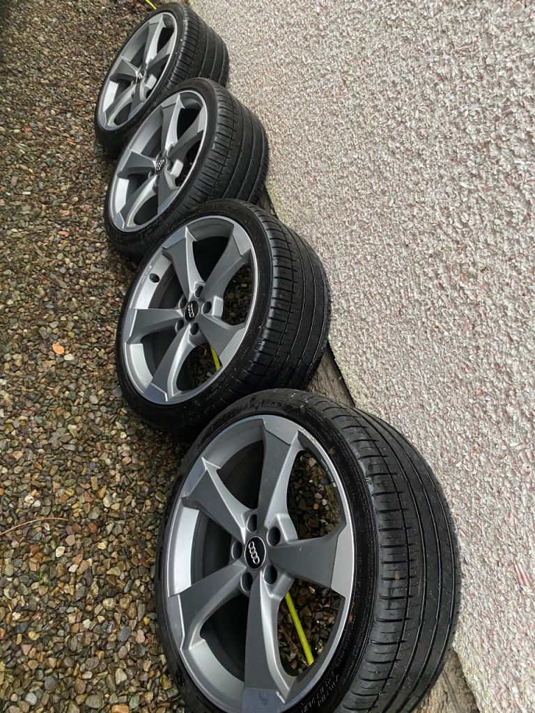 Audi A4 alloys x4 with good tyres 245.35.19