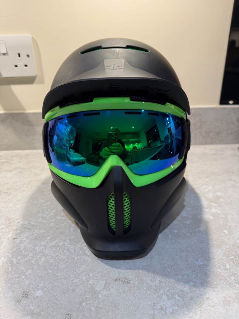 Ruroc RG1-X Ski Helmet with accessories