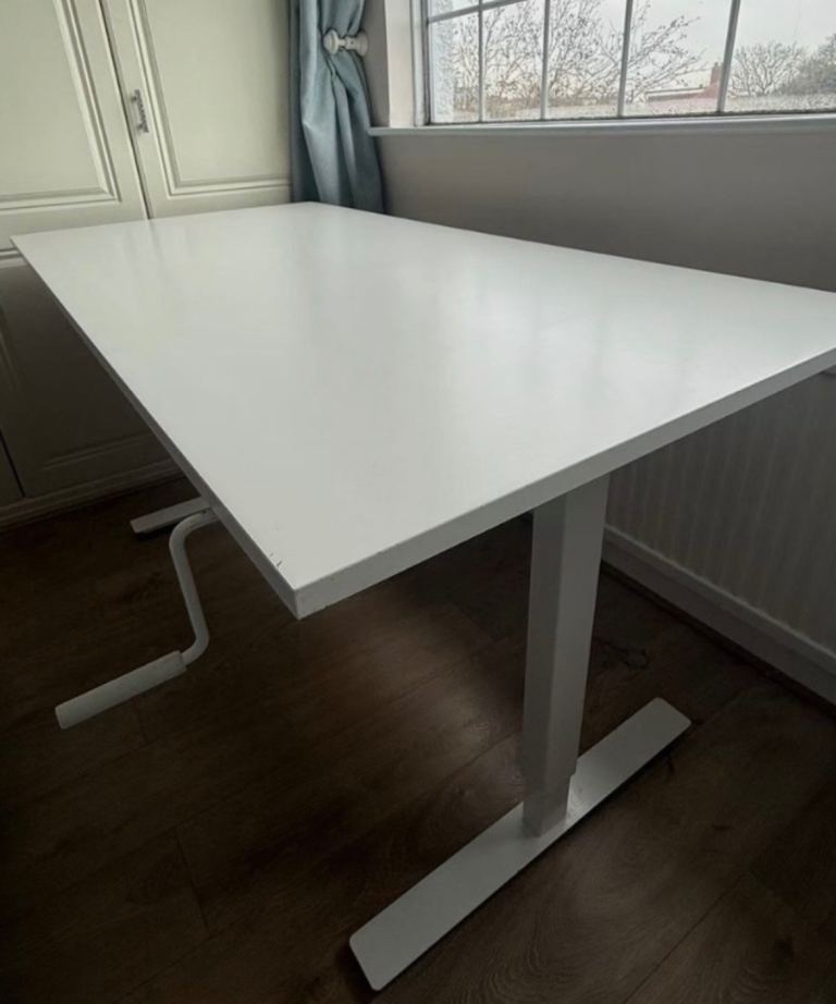 IKEA Skarsta/Trotten Adjustable Height White Standing Desk 160*80cm