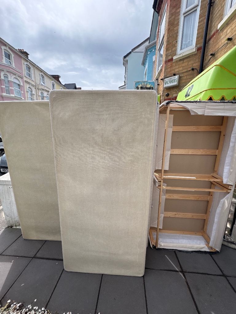 Single divan bed frame x4