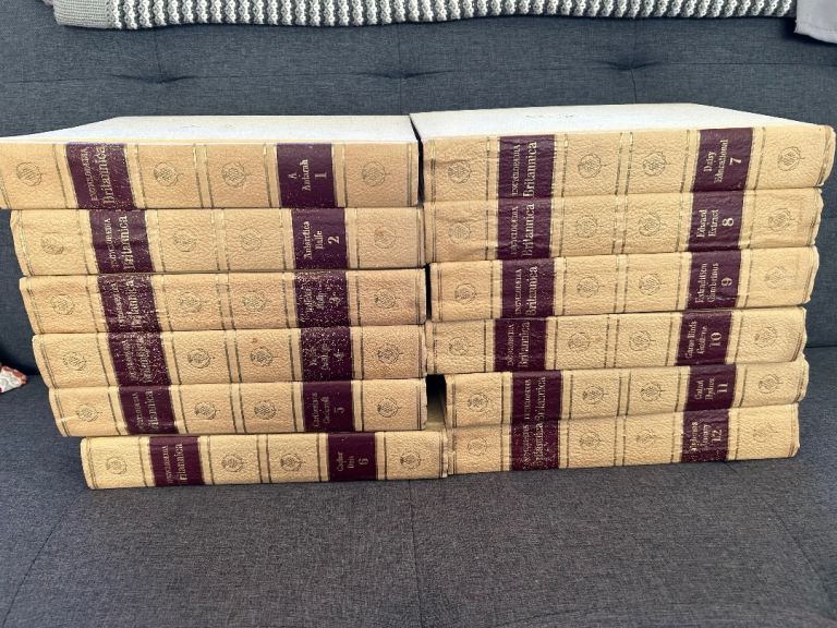Encyclopaedia Britannica c. 1963 edition - full set of 24