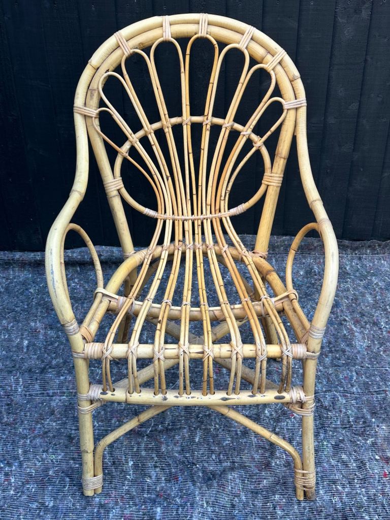 Wicker / cane / rattan style vintage chair - great condition and very comfortable! 