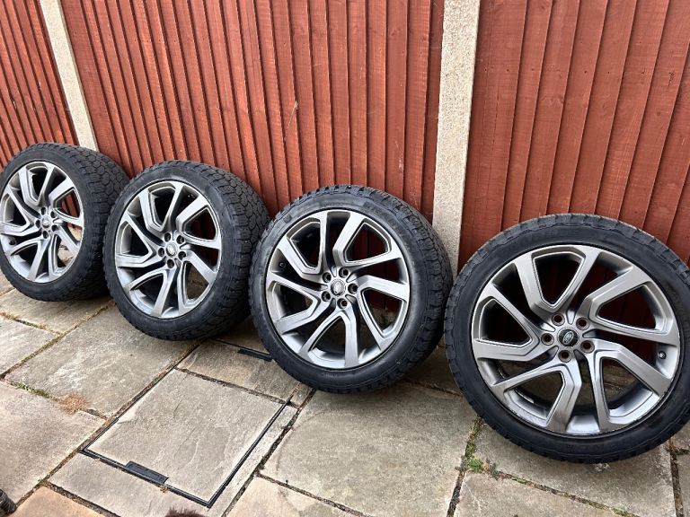Land Rover Discovery 5 Ally wheels 21” NEED GONE