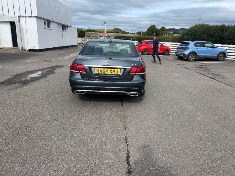 Mercedes-Benz, E CLASS, Saloon, 2014, Semi-Auto, 2143 (cc), 4 doors