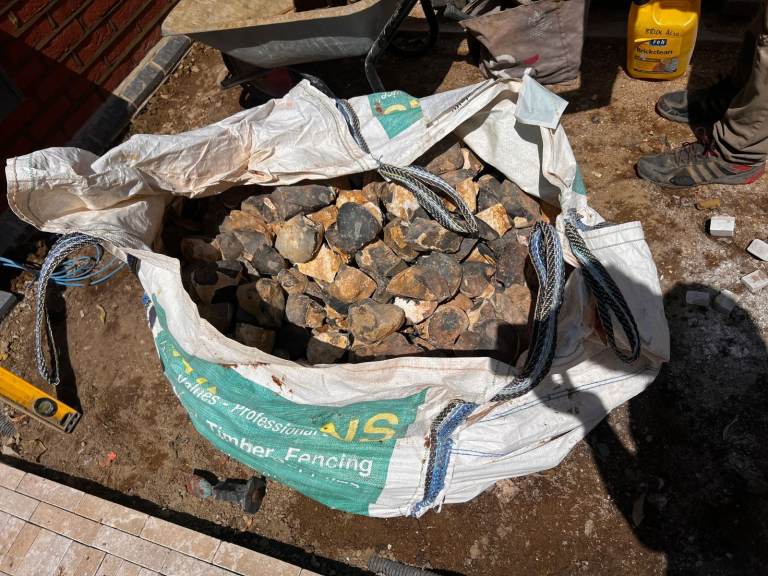 Half Tonne Knapped Flint – Landscaping / Garden / Building Stone – Collection Only